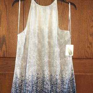 Forever 21 Women Med Sleeveless Blouse new